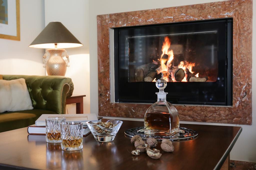 Chloe Luxury Hotel Kasztoriá Kültér fotó