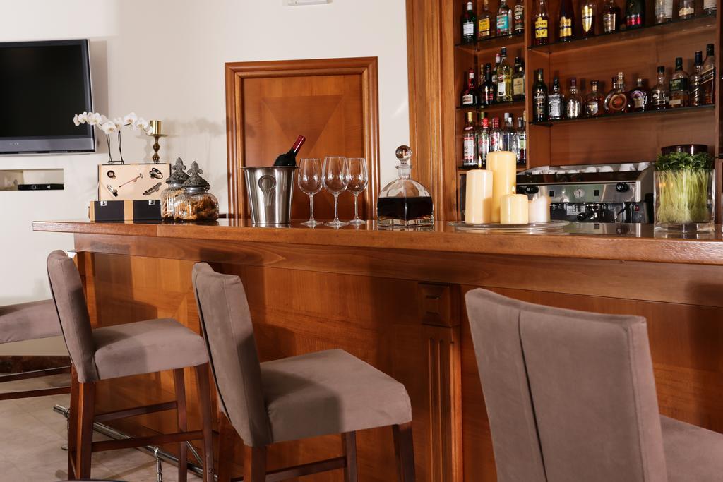 Chloe Luxury Hotel Kasztoriá Kültér fotó