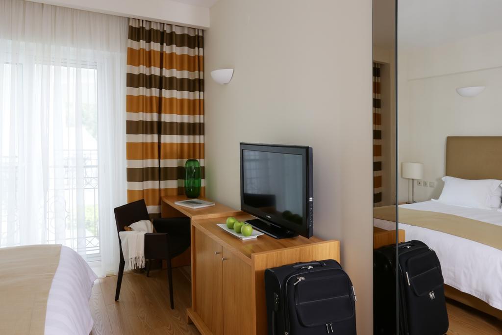 Chloe Luxury Hotel Kasztoriá Kültér fotó