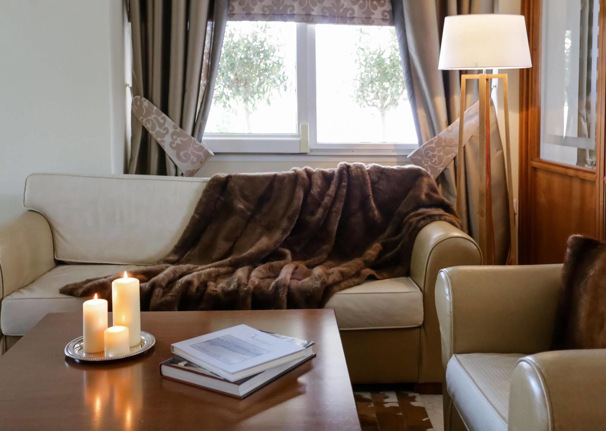 Chloe Luxury Hotel Kasztoriá Kültér fotó