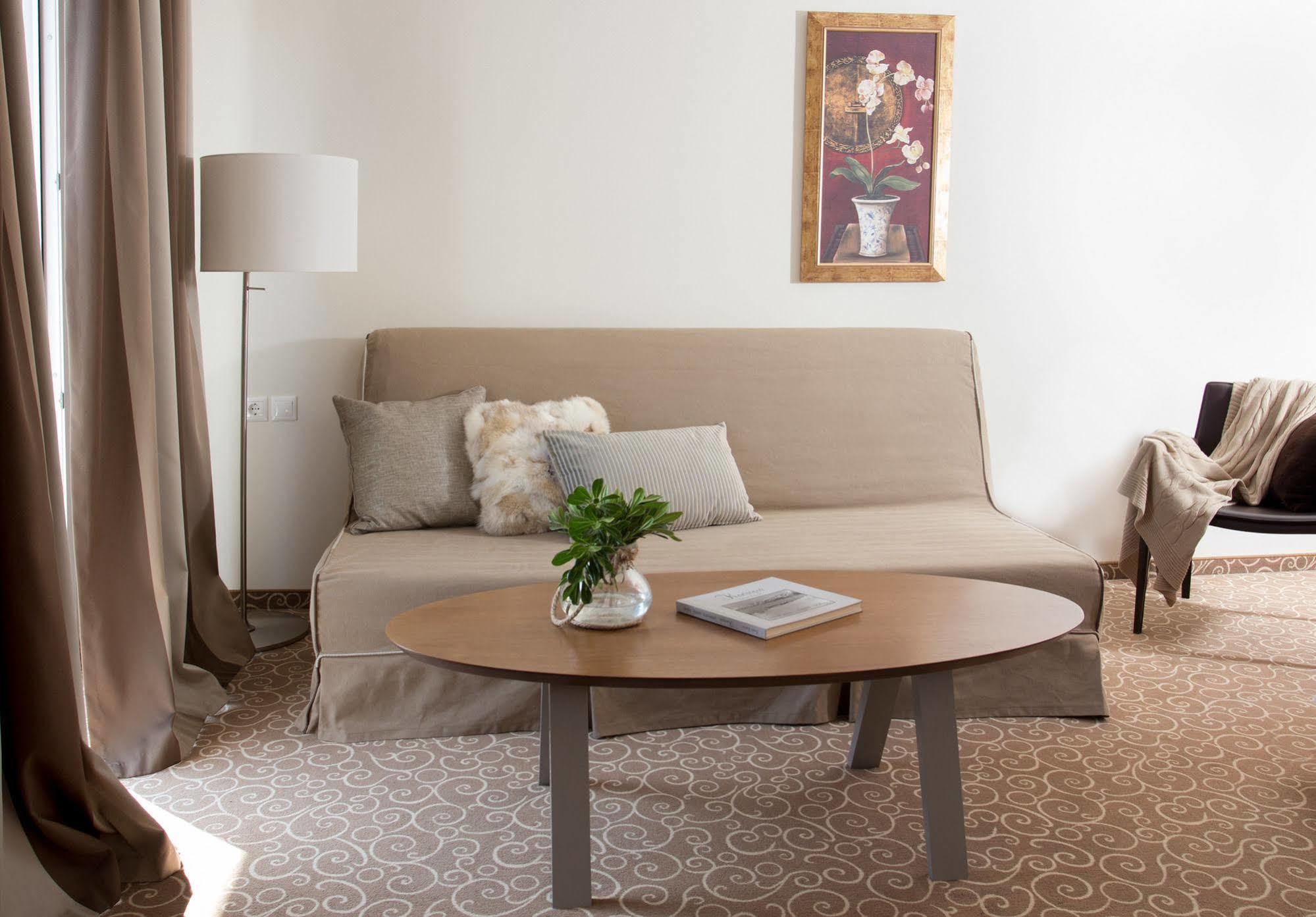 Chloe Luxury Hotel Kasztoriá Kültér fotó